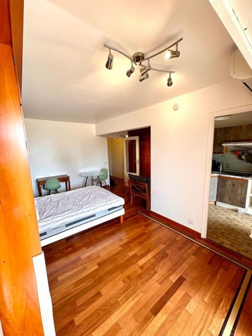 Appartamento Aime Marin - - Belle Avec Terrasse Et Piscine Nizza